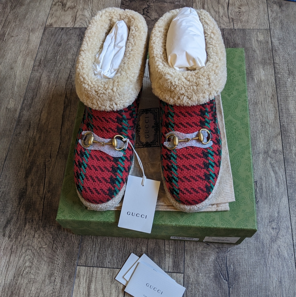 New Gucci hounds tooth boots